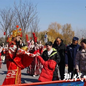 有戲又有趣，鹽城草房子書香文學(xué)過大年